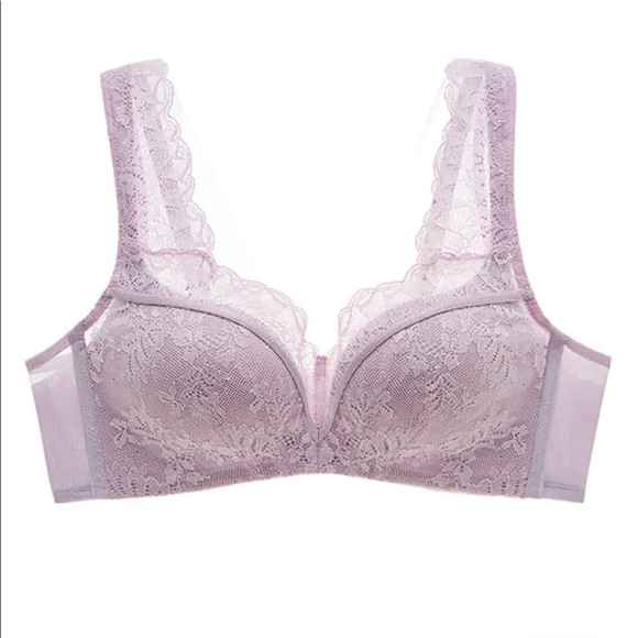 NWT 36C Lavender Lace Bra. Wireless - Picture 1 of 5